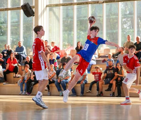 💙❤️💚🤍 Unentschieden! Unsere MJB spielte Heimisch 33:33 gegen den HC Burgenland e.V.
Fotos von Marie 💙❤️💚🤍