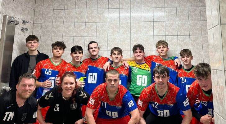 💙❤️ UNENTSCHIEDEN! (34:34) 😉 Unsere MJA teilt sich die Punkte mit dem USV Halle Handball 💙❤️