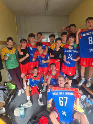 💙❤️ HEIMSIEG! 😎 Unsere MJB gewinnt 39:34 gegen den @HSG Sangerhausen-Querfurt 💙❤️