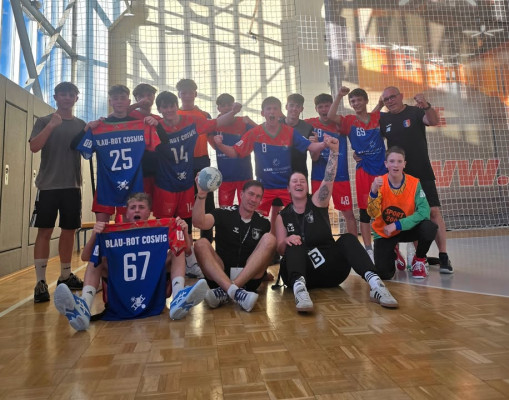 💙❤️ HEIMSIEG! 🥳 Unsere MJC gewinnt 37:34 gegen den SV Grün-Weiß Wittenberg-Piesteritz Abt. Handball 
Schöne Sache Jungs 👏🏻💙❤️