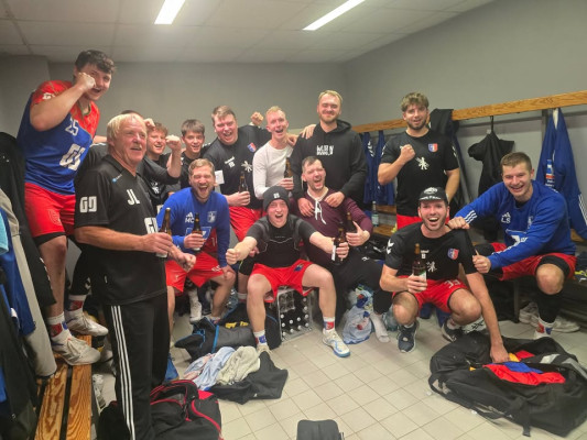 💙❤️ AUSWÄRTSSIEG! 😎
Unsere Männer I gewinnt 33:21 gegen den BSV 1928 Klostermansfeld 💪🏻💙❤️