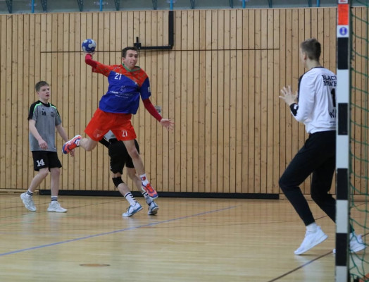 💙❤️ Hier kommen die Bilder zum Spiel unserer MJB gegen den @HSG Sangerhausen-Querfurt 
Fotos von Marie 💙❤️